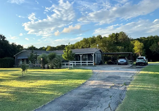Photo 1 of Single family home for sale at 550 Brookshire St, Powell, TX 75153 | MLS# 21327165 | Listing updated on 2026-10-02
