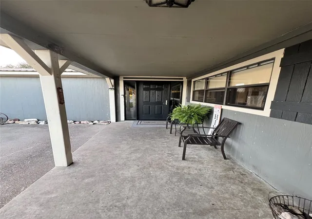 Photo 3 of Single family home for sale at 550 Brookshire St, Powell, TX 75153 | MLS# 21327165 | Listing updated on 2026-10-02