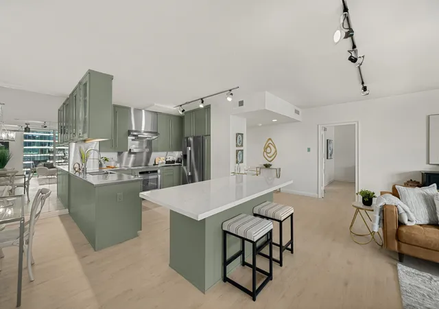 Photo 4 of Condo for sale at 3310 Fairmount St #16B, Dallas, TX 75201 | MLS# 21332825 | Listing updated on 2026-08-08