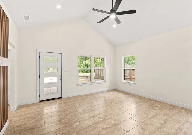 Photo 3 of Single family home for sale at 711 Pawnee Trl, Mabank, TX 75156 | MLS# 21336941 | Listing updated on 2026-09-17