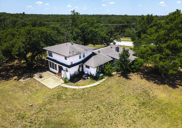 Photo 1 of Single family home for sale at 709 Cooks Ln, Fort Worth, TX 76120 | MLS# 21336472 | Listing updated on 2026-07-27