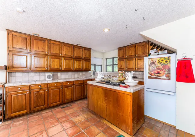 Photo 2 of Single family home for sale at 709 Cooks Ln, Fort Worth, TX 76120 | MLS# 21336472 | Listing updated on 2026-07-27