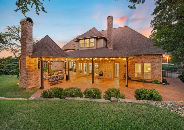2nd image of 3056 Loch Meadow Ct, Southlake, TX 76092 | MLS# 21336248