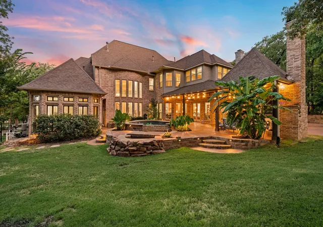 3rd image of 3056 Loch Meadow Ct, Southlake, TX 76092 | MLS# 21336248