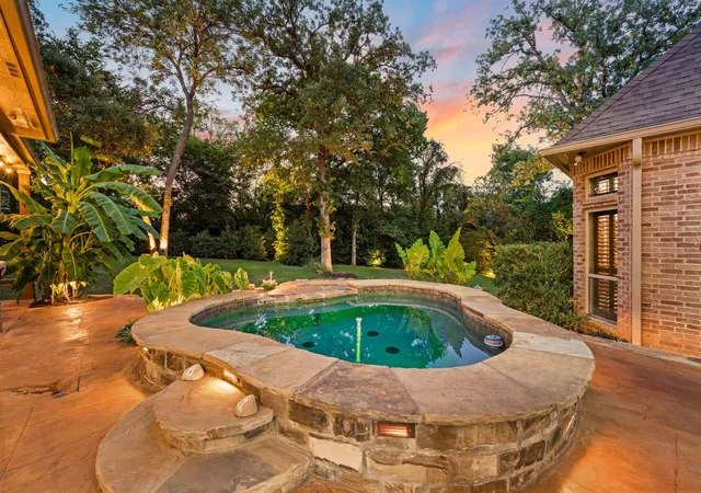 5th image of 3056 Loch Meadow Ct, Southlake, TX 76092 | MLS# 21336248