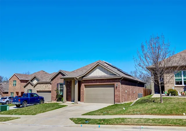 Photo 2 of Single family home for sale at 741 Windsor Ct, Lavon, TX 75166 | MLS# 21337018 | Listing updated on 2026-08-29