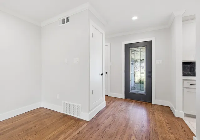 Photo 3 of Single family home for sale at 385 Crockett, Lewisville, TX 75057 | MLS# 21336978 | Listing updated on 2026-07-21