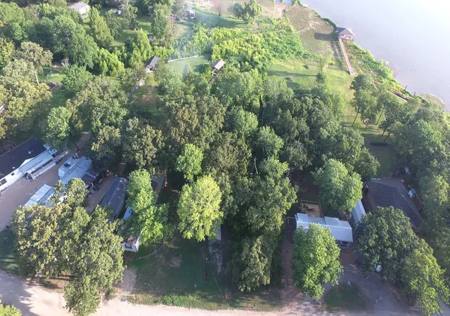 Photo 4 of Land for sale at 0000 Oak Landing Cir, Kemp, TX 75143 | MLS# 21334226 | Listing updated on 2026-07-21