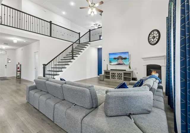 5th image of 13416 Arvelo Dr, Little Elm, TX 75068 | MLS# 21329373