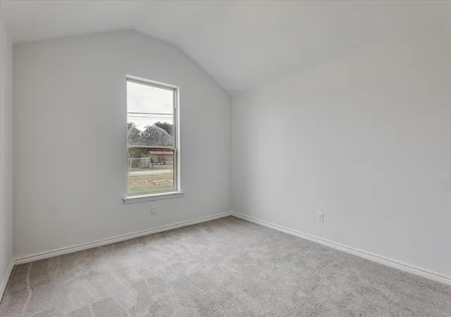 5th image of 1007 Sw 2Nd Ave, Mineral Wells, TX 76067 | MLS# 21334533