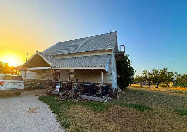 Photo 2 of Single family home for sale at 1302 20th St, Anson, TX 79501 | MLS# 21337252 | Listing updated on 2026-08-21