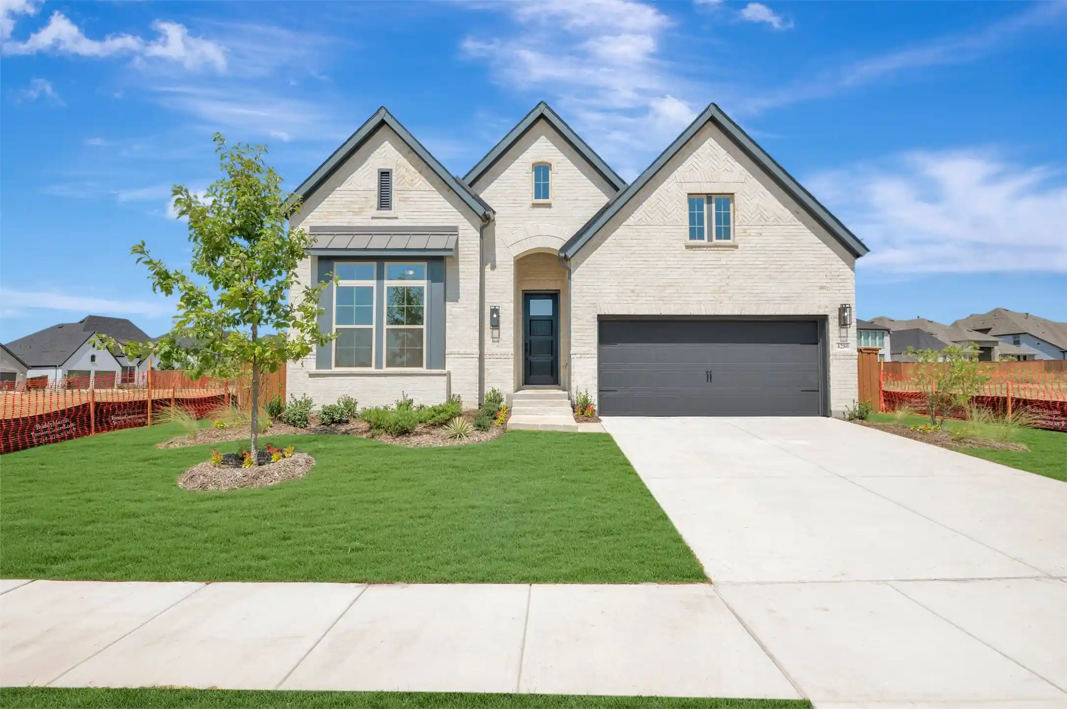 Photo 1 of Single family home for sale at 4280 Fox Trotter Dr, Aubrey, TX 76227 | MLS# 21337292 | Listing updated on 2026-10-09