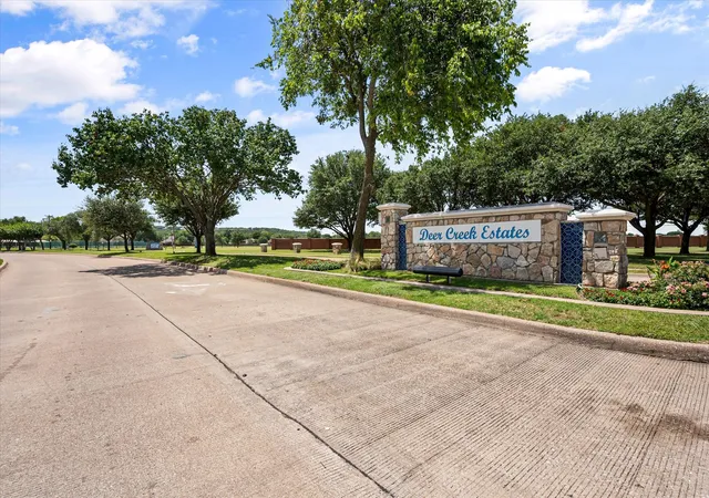 Homes for sale in Crowley, TX | 400 Hummingbird Trl, Crowley, TX 76036 | MLS# 21335661