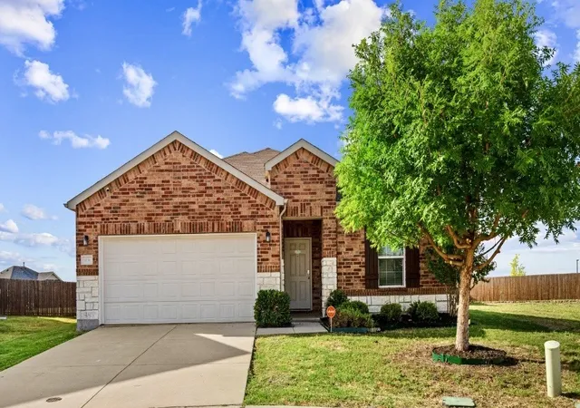 Homes for sale in Little Elm, TX | 3136 Adrian Creek Dr, Little Elm, TX 75068 | MLS# 21307477