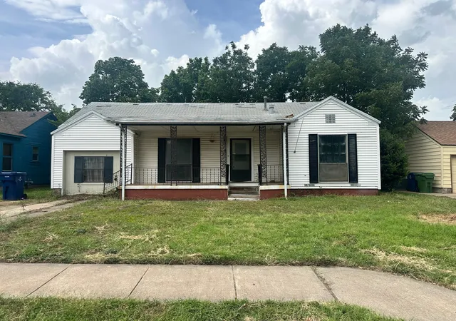 1st image of 813 Magnolia Dr, Garland, TX 75040 | MLS# 21333466