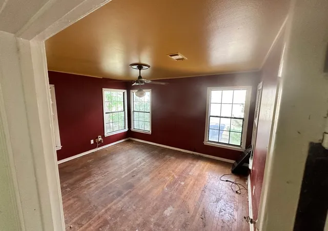 5th image of 813 Magnolia Dr, Garland, TX 75040 | MLS# 21333466