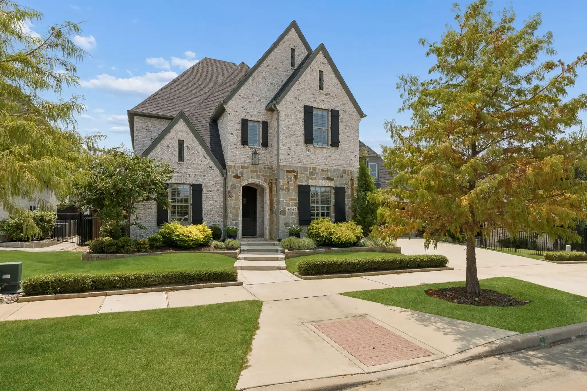 Photo 1 of Single family home for sale at 4043 Fairbanks Dr, Frisco, TX 75033 | MLS# 21335940 | Listing updated on 2026-10-11