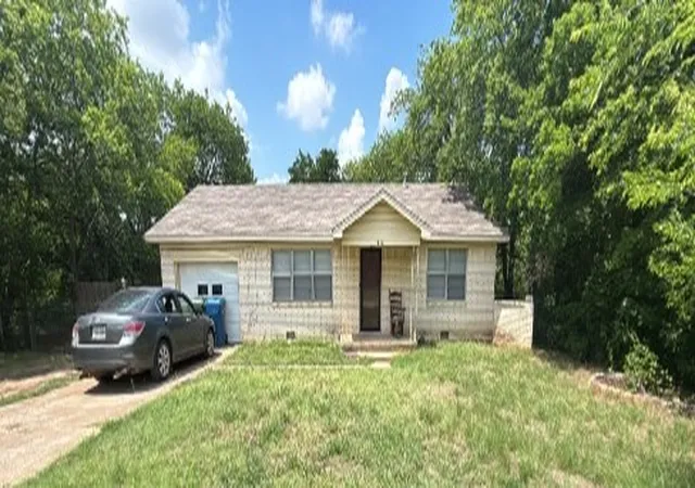 Photo 1 of Single family home for sale at 119 Lewis Ln, Haslet, TX 76052 | MLS# 21337416 | Listing updated on 2026-08-21