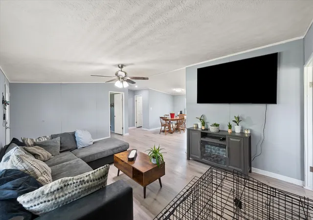 Photo 2 of Manufactured home for sale at 212 Se County Road 3048A, Corsicana, TX 75109 | MLS# 21337086 | Listing updated on 2026-07-22