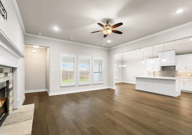 Photo 4 of Single family home for sale at 1801 Fabian Dr, Woodway, TX 76712 | MLS# 21324040 | Listing updated on 2026-07-22