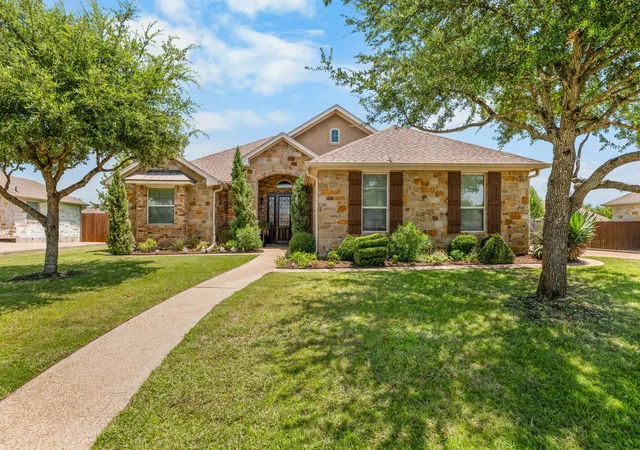 Photo 1 of Single family home for sale at 2304 Augustine, Waco, TX 76712 | MLS# 21326833 | Listing updated on 2026-07-22