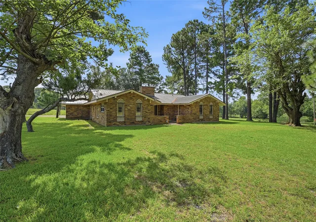 Photo 3 of Single family home for sale at 11138 Fm 901, Sadler, TX 76264 | MLS# 21337186 | Listing updated on 2026-07-22
