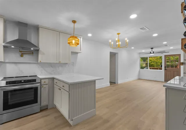 Photo 2 of Single family home for sale at 2938 Hillglenn Rd, Dallas, TX 75228 | MLS# 21337391 | Listing updated on 2026-07-26