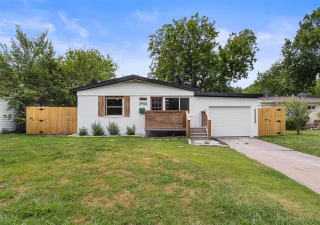 Photo 3 of Single family home for sale at 2938 Hillglenn Rd, Dallas, TX 75228 | MLS# 21337391 | Listing updated on 2026-07-26