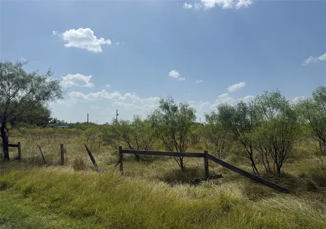 Photo 3 of Land for sale at 140 Arapaho Rd, Brownwood, TX 76801 | MLS# 21337090 | Listing updated on 2026-09-04
