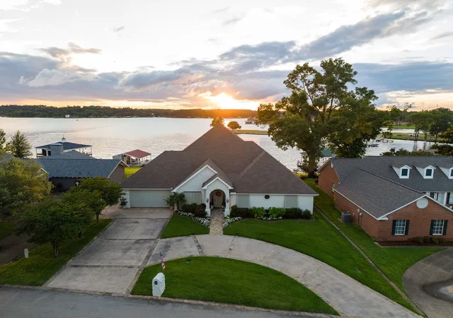Photo 3 of Single family home for sale at 120 Marina Dr, Bullard, TX 75757 | MLS# 21335478 | Listing updated on 2026-07-22
