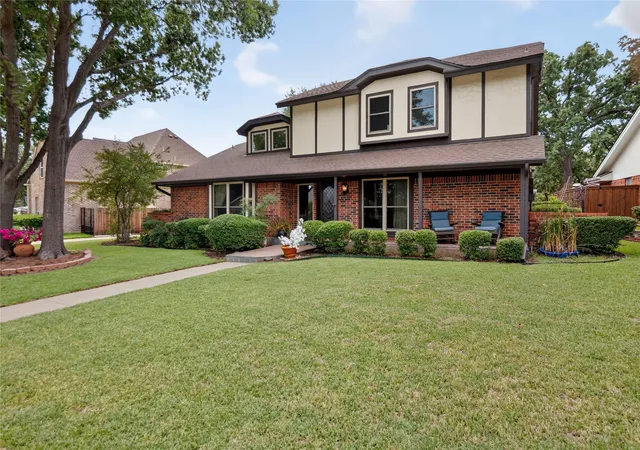 3rd image of 222 Inverness Dr, Trophy Club, TX 76262 | MLS# 21337578