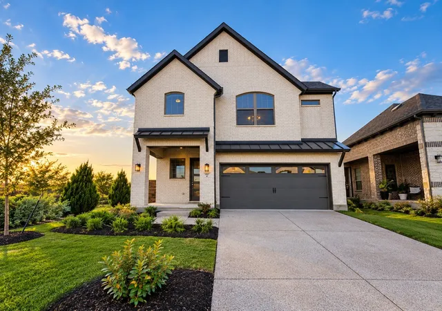 Photo 1 of Single family home for sale at 2001 Lone Oak Trl, Mesquite, TX 75181 | MLS# 21337637 | Listing updated on 2026-10-08