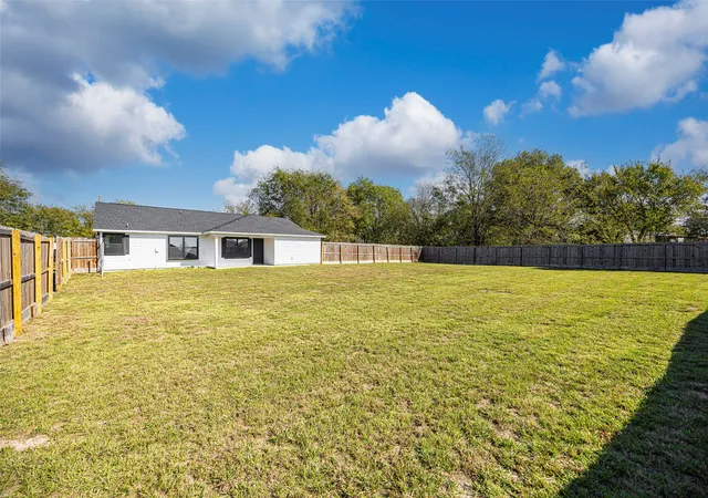 Photo 3 of Single family home for sale at 2538 County Road 3127, Greenville, TX 75402 | MLS# 21337585 | Listing updated on 2026-07-22