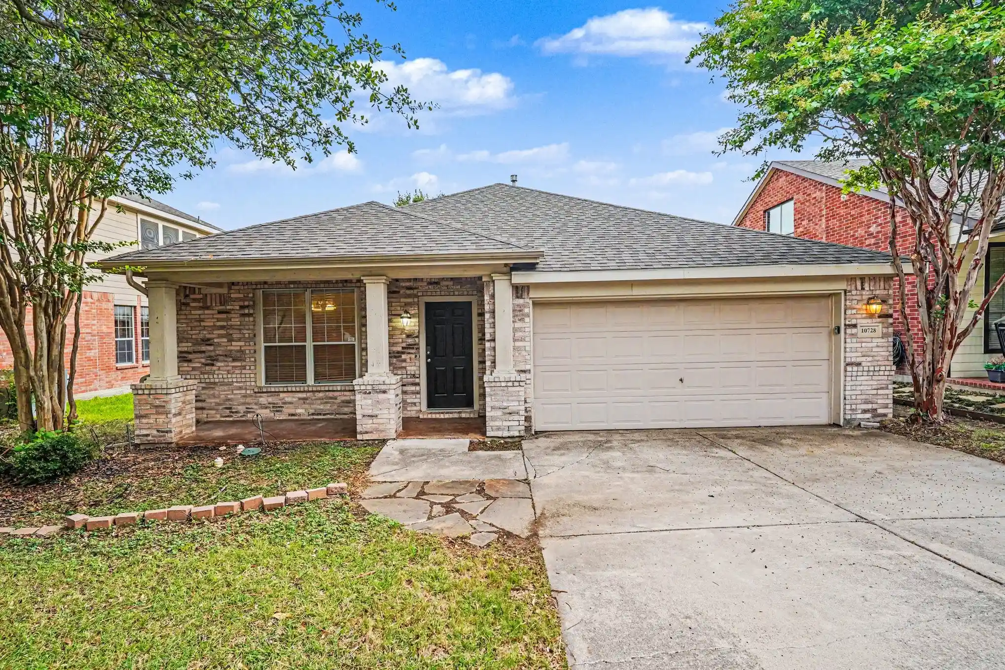Photo 1 of Single family home for sale at 10728 Lipan Trl, Fort Worth, TX 76108 | MLS# 21336880 | Listing updated on 2026-10-29