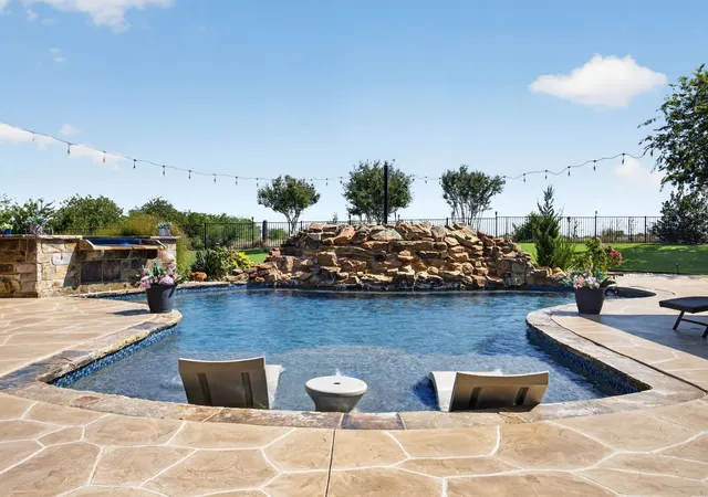Photo 3 of Single family home for sale at 8517 Tuscan Wy, Godley, TX 76044 | MLS# 21337612 | Listing updated on 2026-08-28