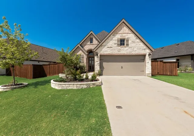 Photo 3 of Single family home for sale at 119 Palo Duro Bnd, Rhome, TX 76078 | MLS# 21337795 | Listing updated on 2026-07-25