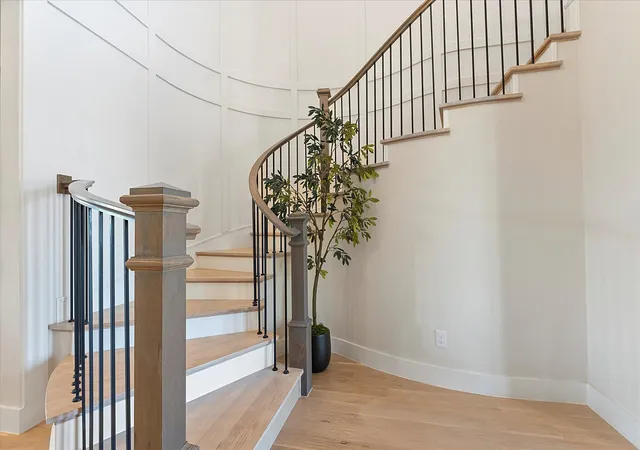 Photo 3 of Sale Pending at 747 Gannon Heights Ln, Frisco, TX 75033 | MLS# 21337798 | Listing updated on 2026-09-01