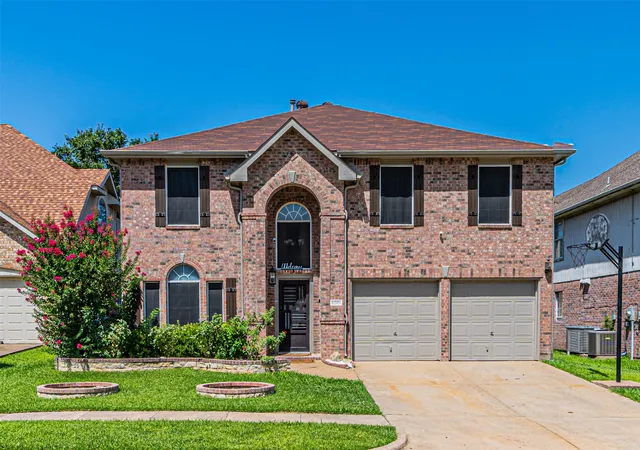 Photo 1 of Single family home for sale at 5001 Worthing Dr, Garland, TX 75043 | MLS# 21337860 | Listing updated on 2026-07-22
