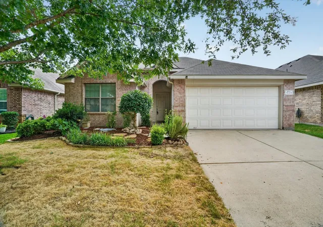 Photo 2 of Single family home for sale at 1520 Wickham Dr, Burleson, TX 76028 | MLS# 21334428 | Listing updated on 2026-09-16