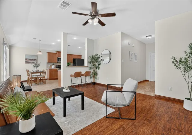 Photo 3 of Single family home for sale at 1520 Wickham Dr, Burleson, TX 76028 | MLS# 21334428 | Listing updated on 2026-09-16