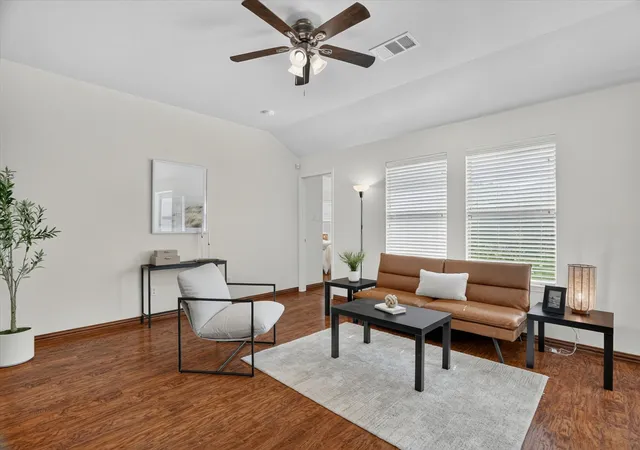 Photo 3 of Single family home for sale at 1520 Wickham Dr, Burleson, TX 76028 | MLS# 21334428 | Listing updated on 2026-09-16