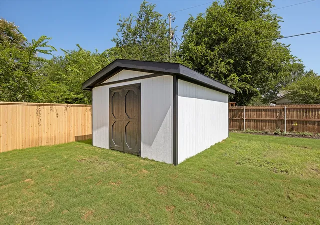 Photo 25 of Single family home for sale at 310 Cottonwood, Leonard, TX 75452 | MLS# 21337553 | Listing updated on 2026-08-28