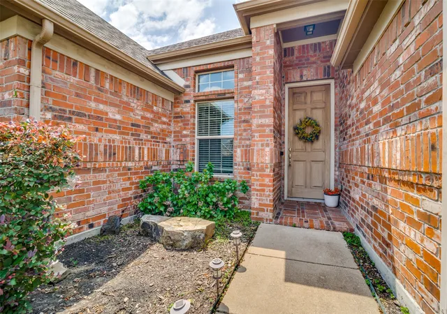 Photo 2 of Single family home for sale at 619 Louder Wy, Fate, TX 75087 | MLS# 21336081 | Listing updated on 2026-08-27