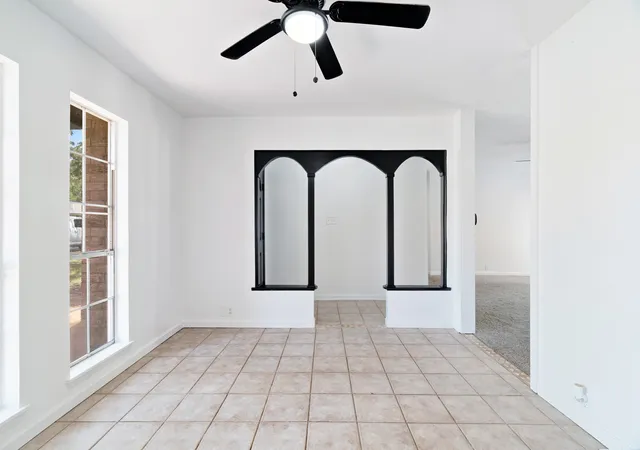 Homes for sale in Paris, TX | 3545 W Houston St, Paris, TX 75460 | MLS# 21333379