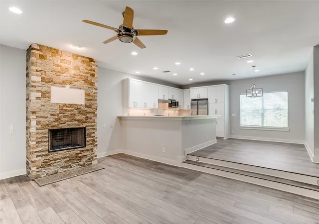 Photo 3 of Condo for sale at 3824 Brown St #B, Dallas, TX 75219 | MLS# 21337968 | Listing updated on 2026-08-23
