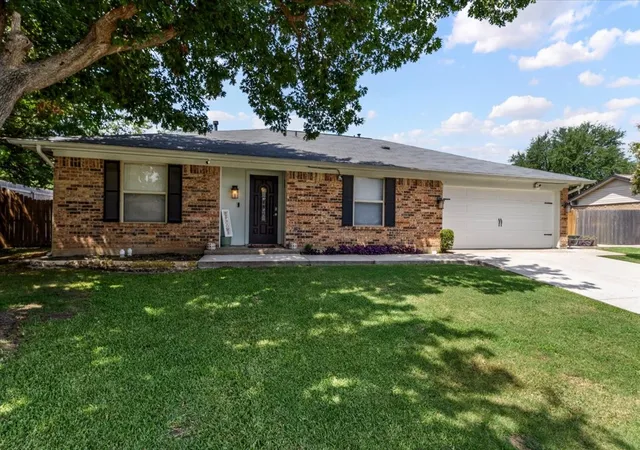 3rd image of 7025 Constitution Dr, Watauga, TX 76148 | MLS# 21336746