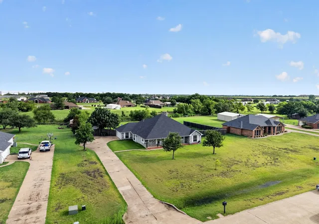 1st image of 11112 Prairie Lakes Ln, Forney, TX 75126 | MLS# 21338018