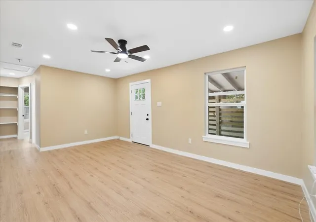 Photo 3 of Sale Pending at 116 Opal St, Waxahachie, TX 75165 | MLS# 21338030 | Listing updated on 2026-08-31