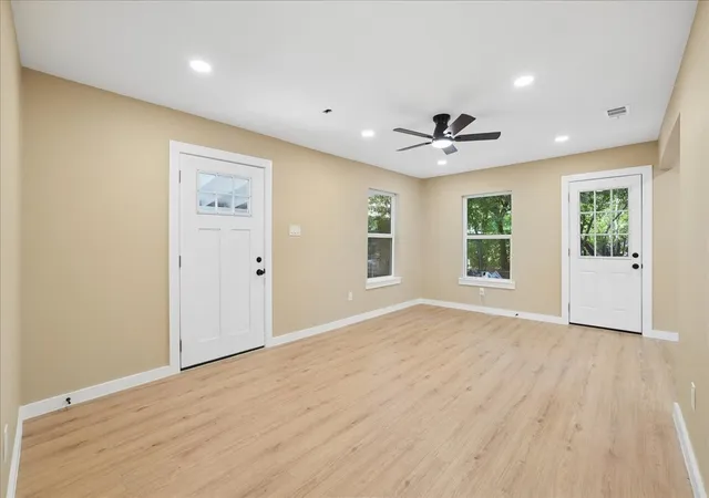 Photo 3 of Sale Pending at 116 Opal St, Waxahachie, TX 75165 | MLS# 21338030 | Listing updated on 2026-08-31