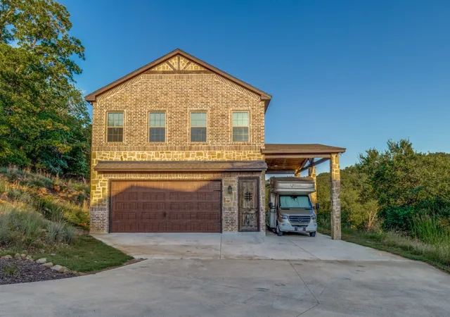 Photo 2 of Single family home for sale at 165 Cote D Azur Dr, Chico, TX 76431 | MLS# 21336380 | Listing updated on 2026-07-22